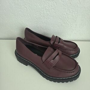 Women's Burgundy Loafers